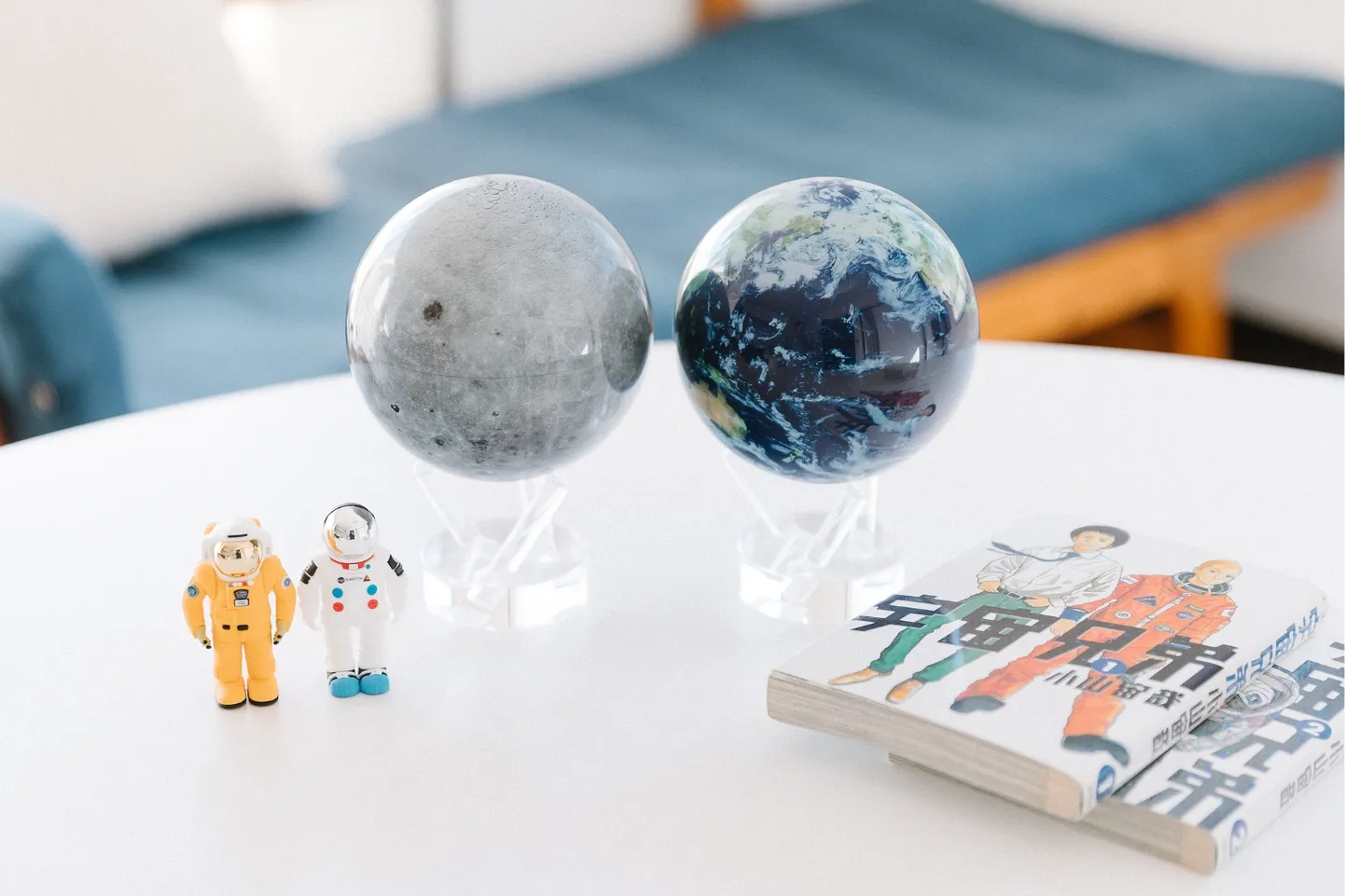 MOVA Globe EARTH WITH CLOUDS & MOON の画像1